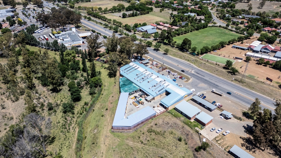 To Let commercial Property for Rent in Komani Park Eastern Cape